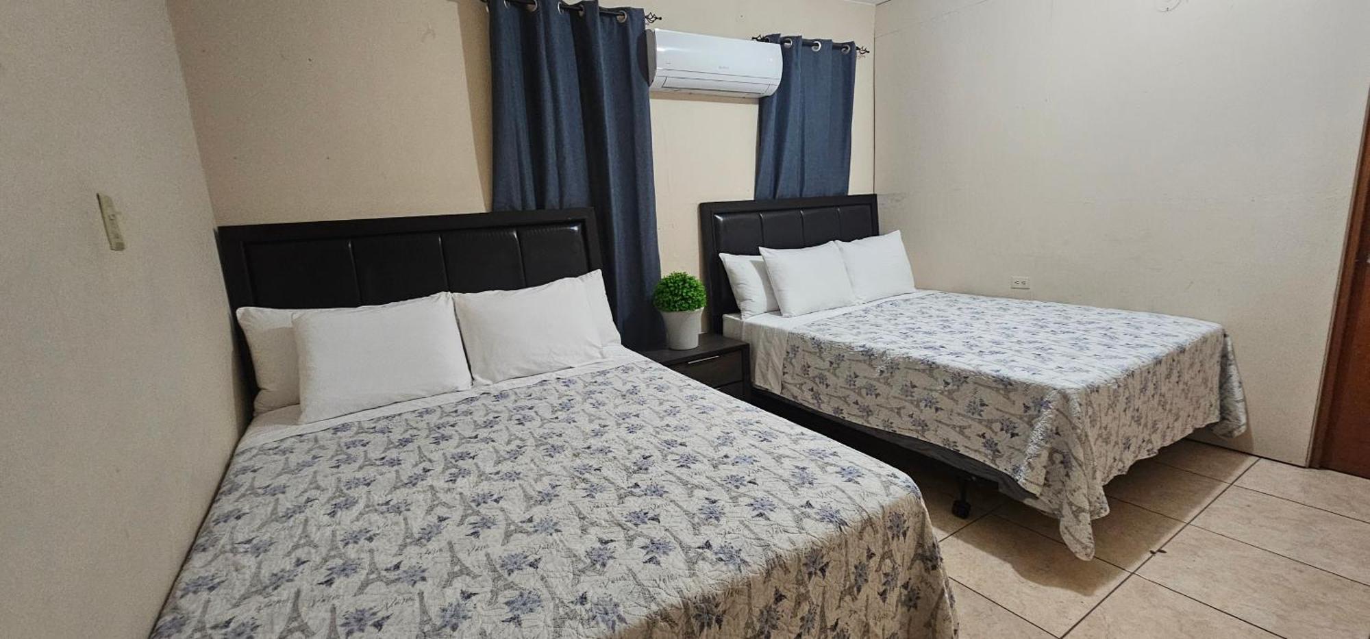 Discovery Beach Apartments 아구아다 외부 사진