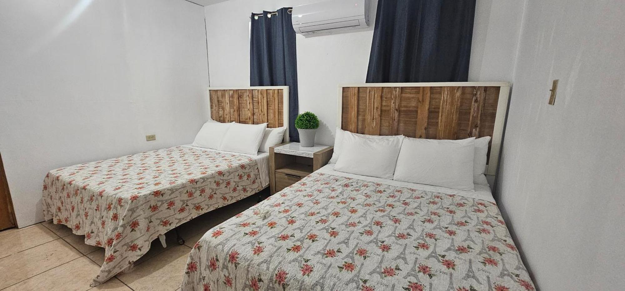 Discovery Beach Apartments 아구아다 외부 사진