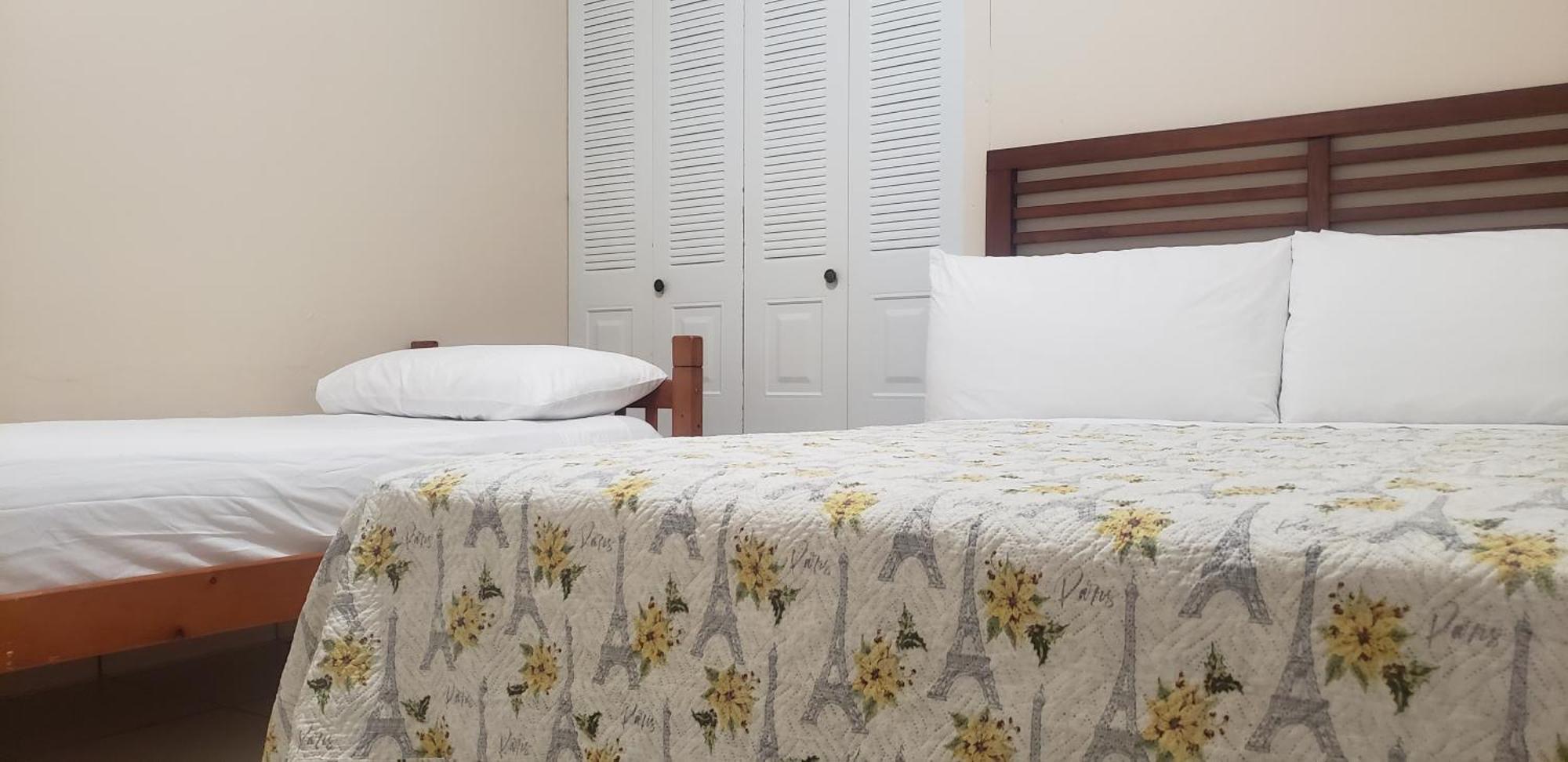 Discovery Beach Apartments 아구아다 객실 사진
